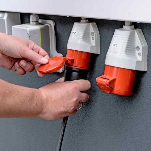Brennenstuhl Tragbares EV Ladegerät | Typ 2 auf CEE, 11kW, IP44, mit 8m Kabel